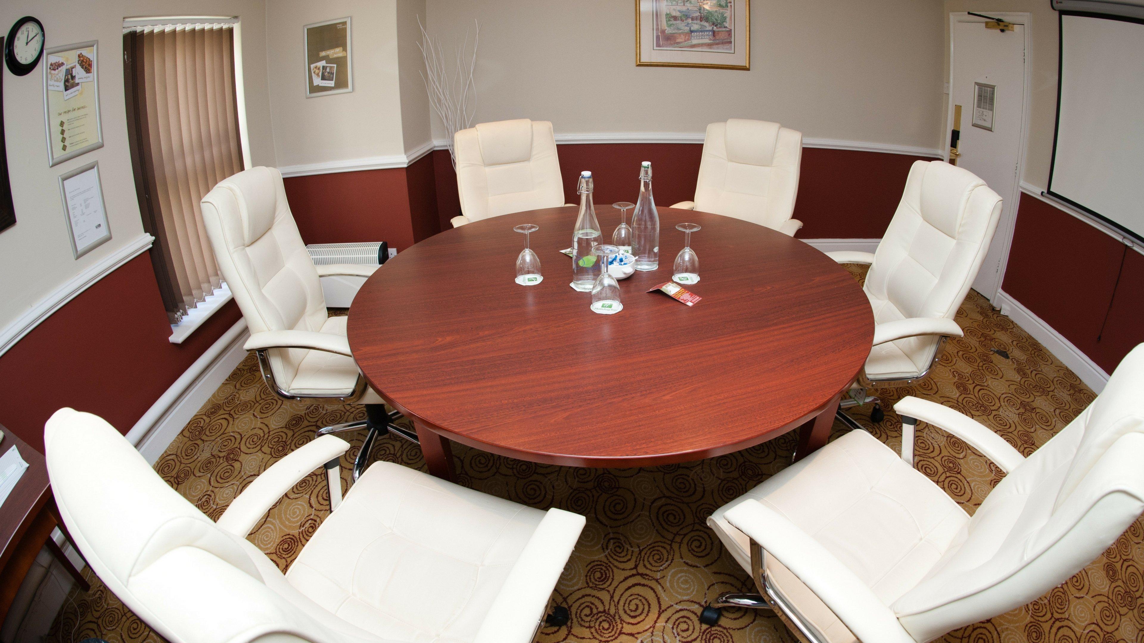 East M1 Junc 14 By Ihg 4* Milton Keynes