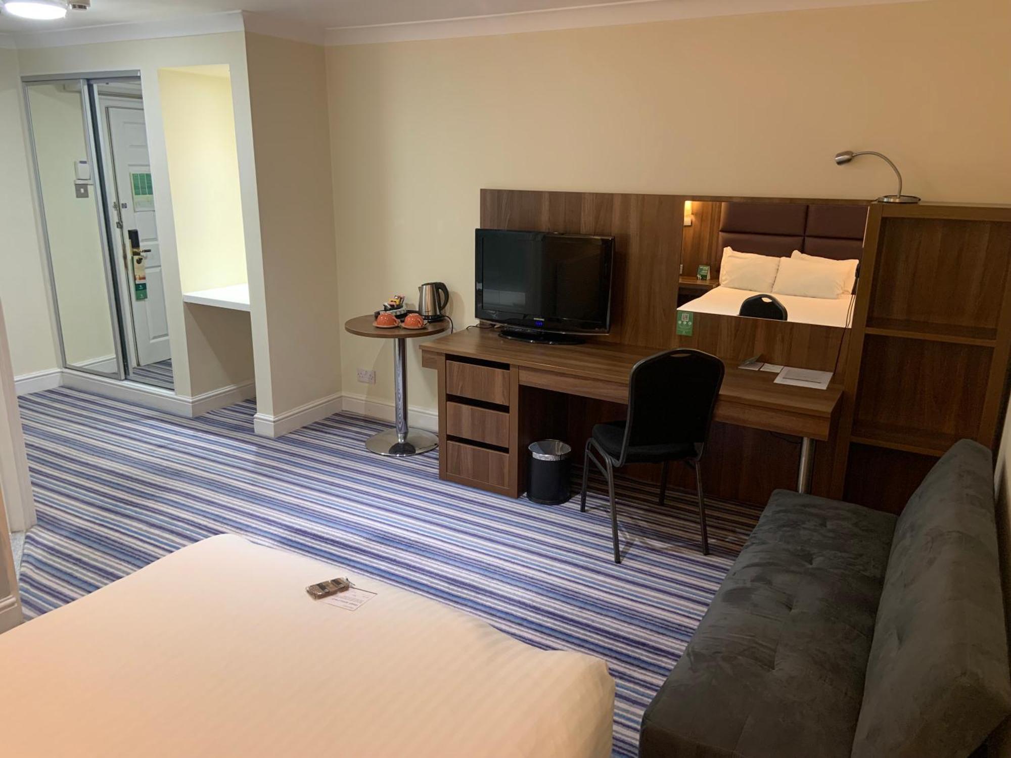 East M1 Junc 14 By Ihg 4* Milton Keynes