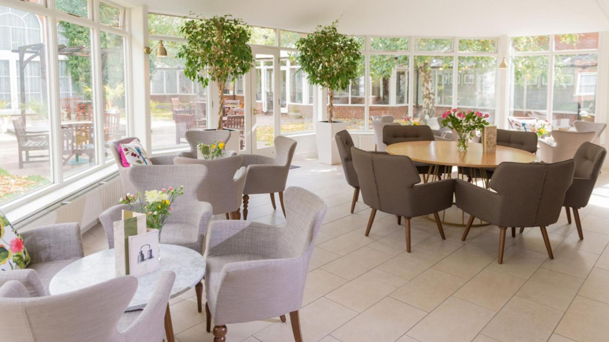 East M1 Junc 14 By Ihg Hotel Milton Keynes