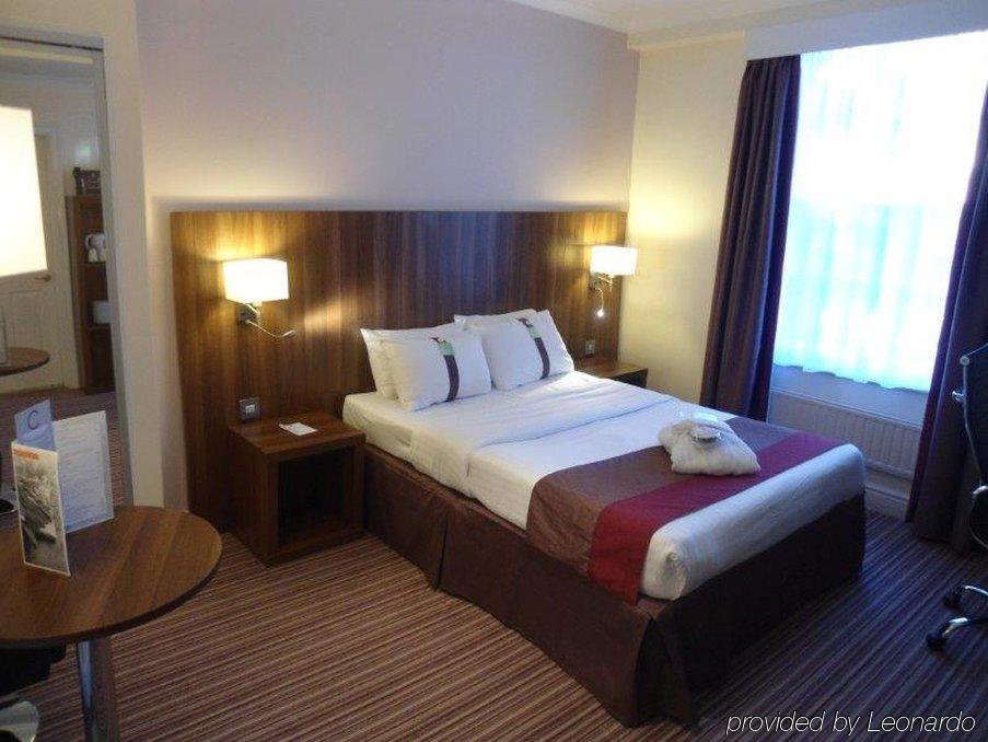 East M1 Junc 14 By Ihg